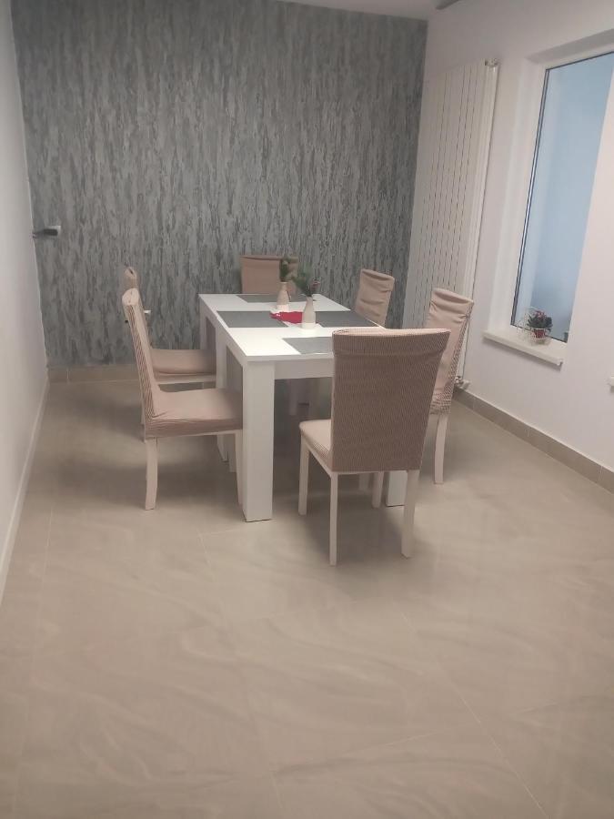 Bavaria Haus Oradea Zewnętrze zdjęcie